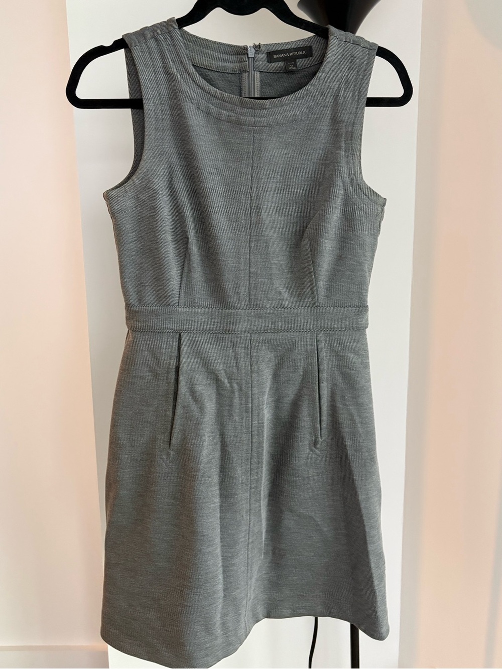 Banana Republic Gray Sleeveless Midi Fit & Flare Dress